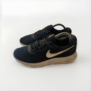 Nike Womens Tanjun DJ6257-004 Black Running Shoes Sneakers Size 9.5